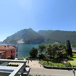 Verdazzurro Abbadia Lariana